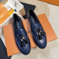 Louis Vuitton Low Shoes